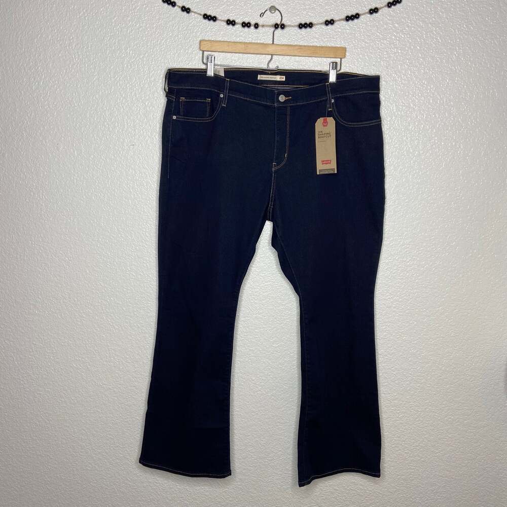 NWT Levi’s 315 Shaping Bootcut Hypersoft Jeans